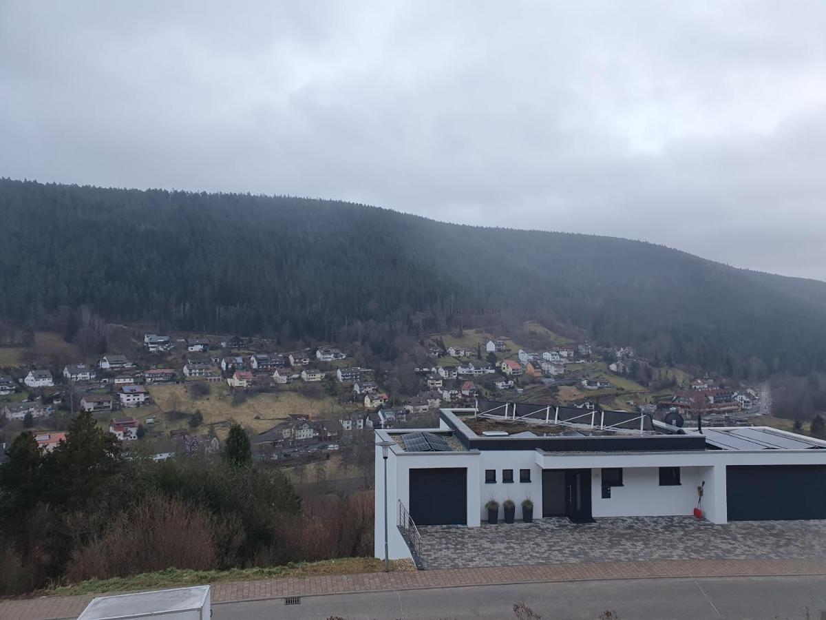 Ferienwohnung Nina Direkt In Zentrum Bad Wildbad Εξωτερικό φωτογραφία